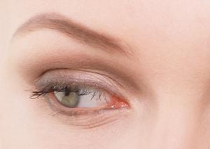 老舗清酒メーカーとコラボした金箔化粧品